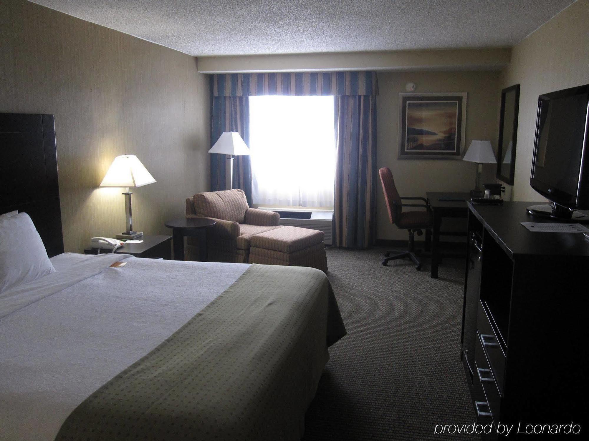 Days Inn By Wyndham Plattsburgh Bilik gambar